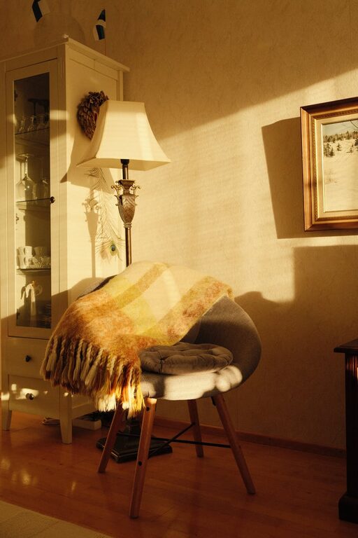 How to Create a Cosy Reading Nook in Your Home